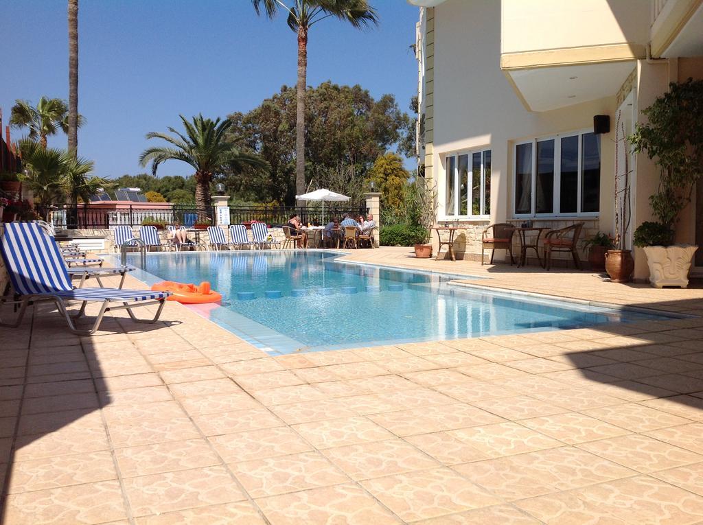 Malou Apartments Kato Daratso Bagian luar foto