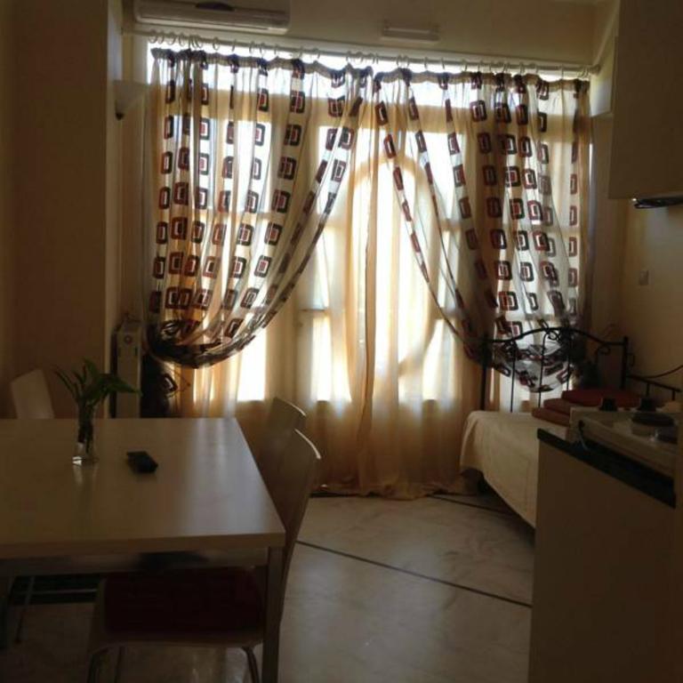 Malou Apartments Kato Daratso Bagian luar foto