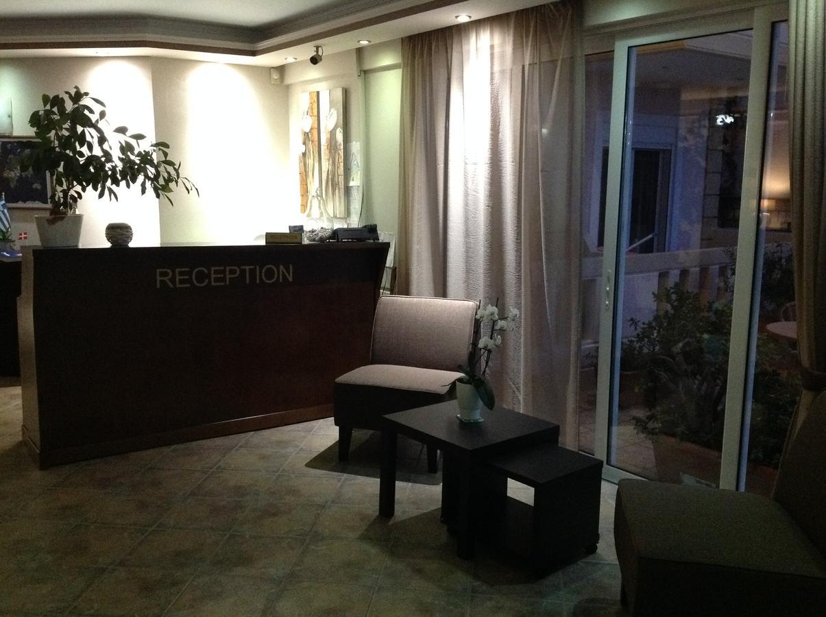 Malou Apartments Kato Daratso Bagian luar foto
